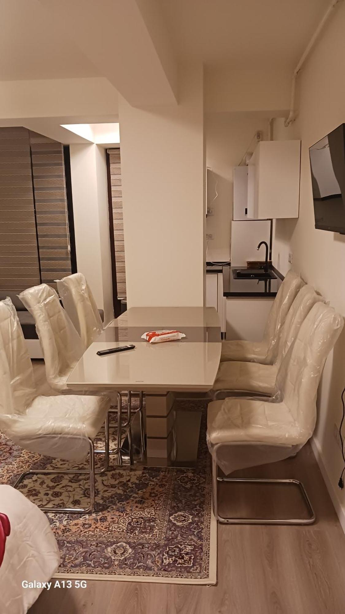 Apartmán Trio Maria Otopeni Exteriér fotografie