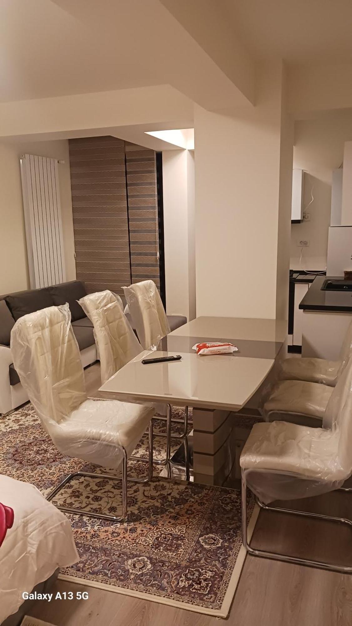 Apartmán Trio Maria Otopeni Exteriér fotografie